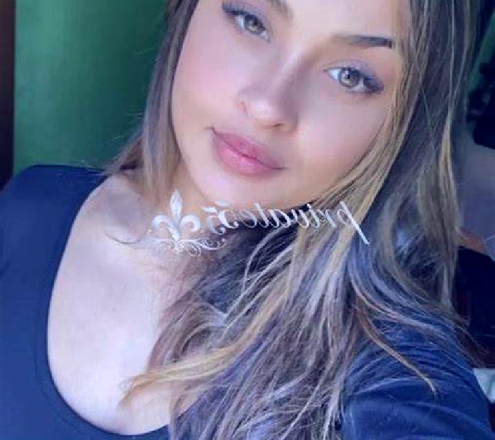 Abril 2 Palmilla escort
