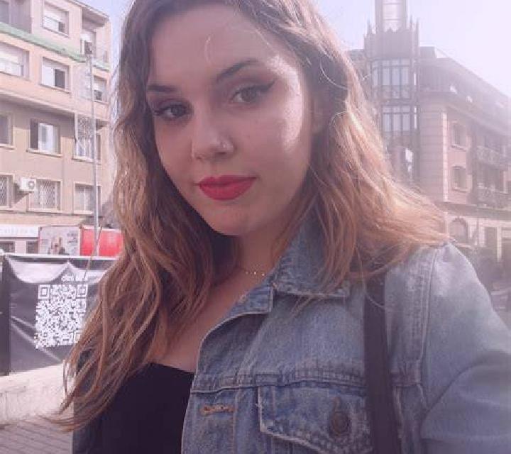 Camila Cochamo escort