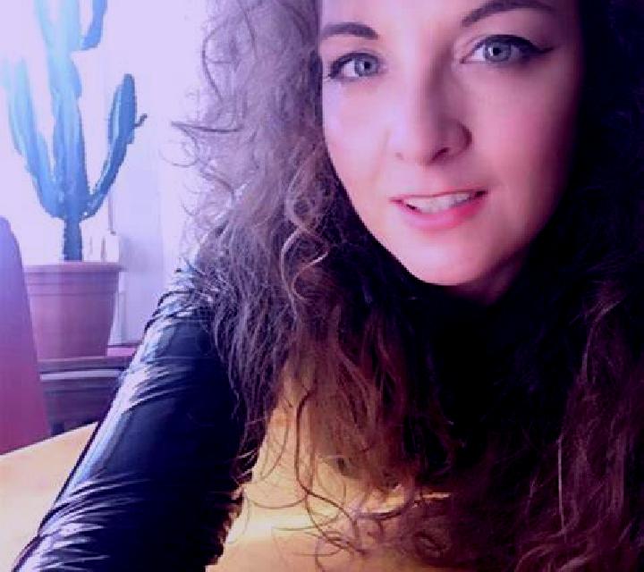 Carmen Puente Alto escort