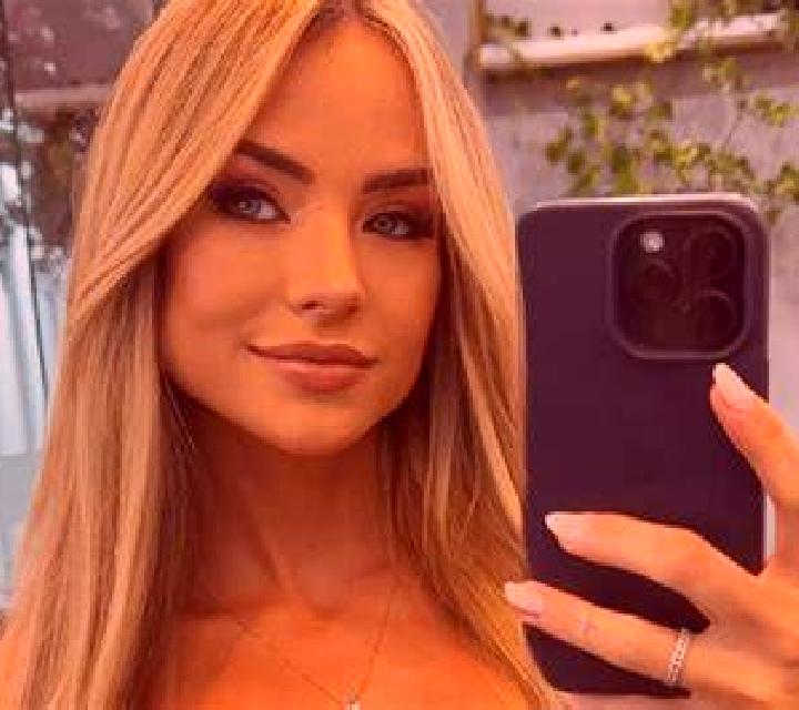 Gabriela Huasco escort