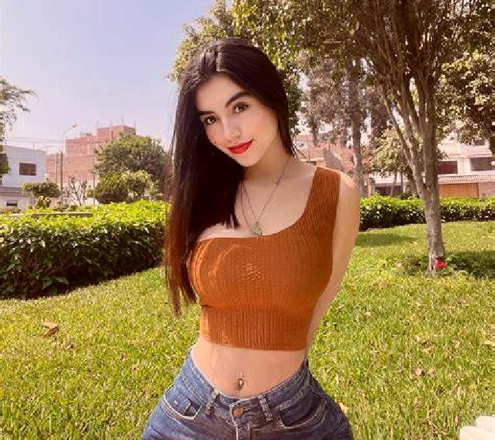 Ámbar 2 Empedrado escort