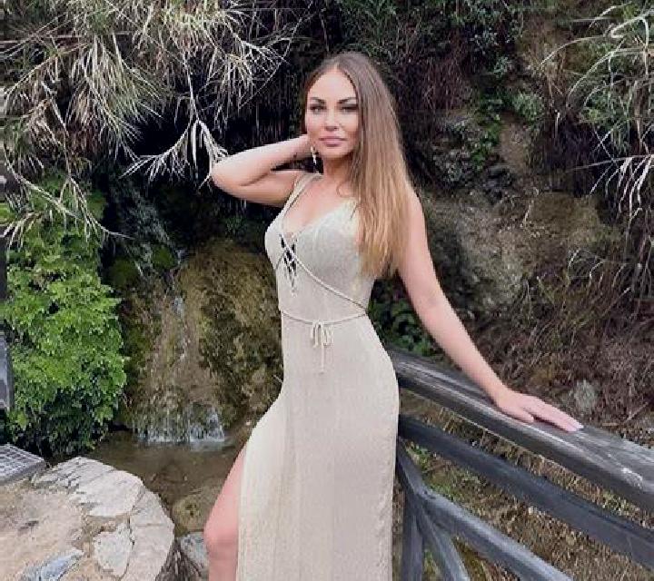 Natalia Cochrane escort